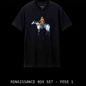 Beyoncé Renaissance Box Set Pose 1